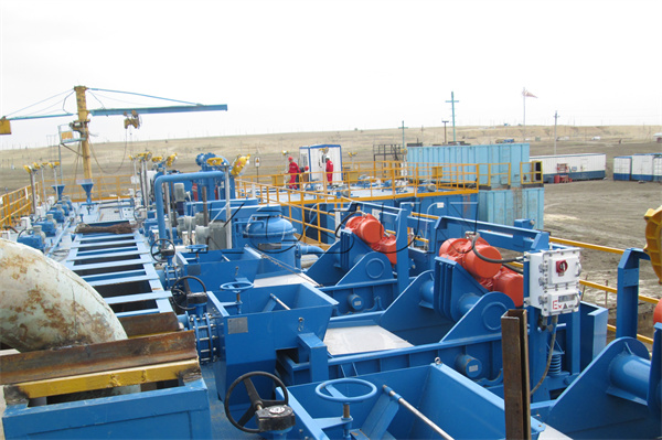 鉆井液凈化設備是凈化井內返出的鉆井液的相關設備