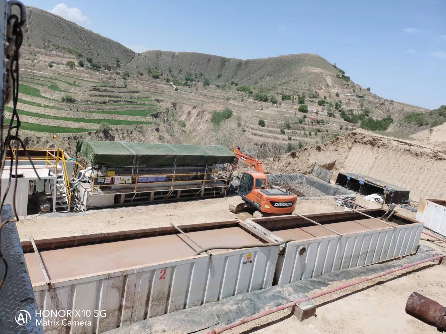  水基泥漿不落地系統(tǒng)沉淀絮凝裝置